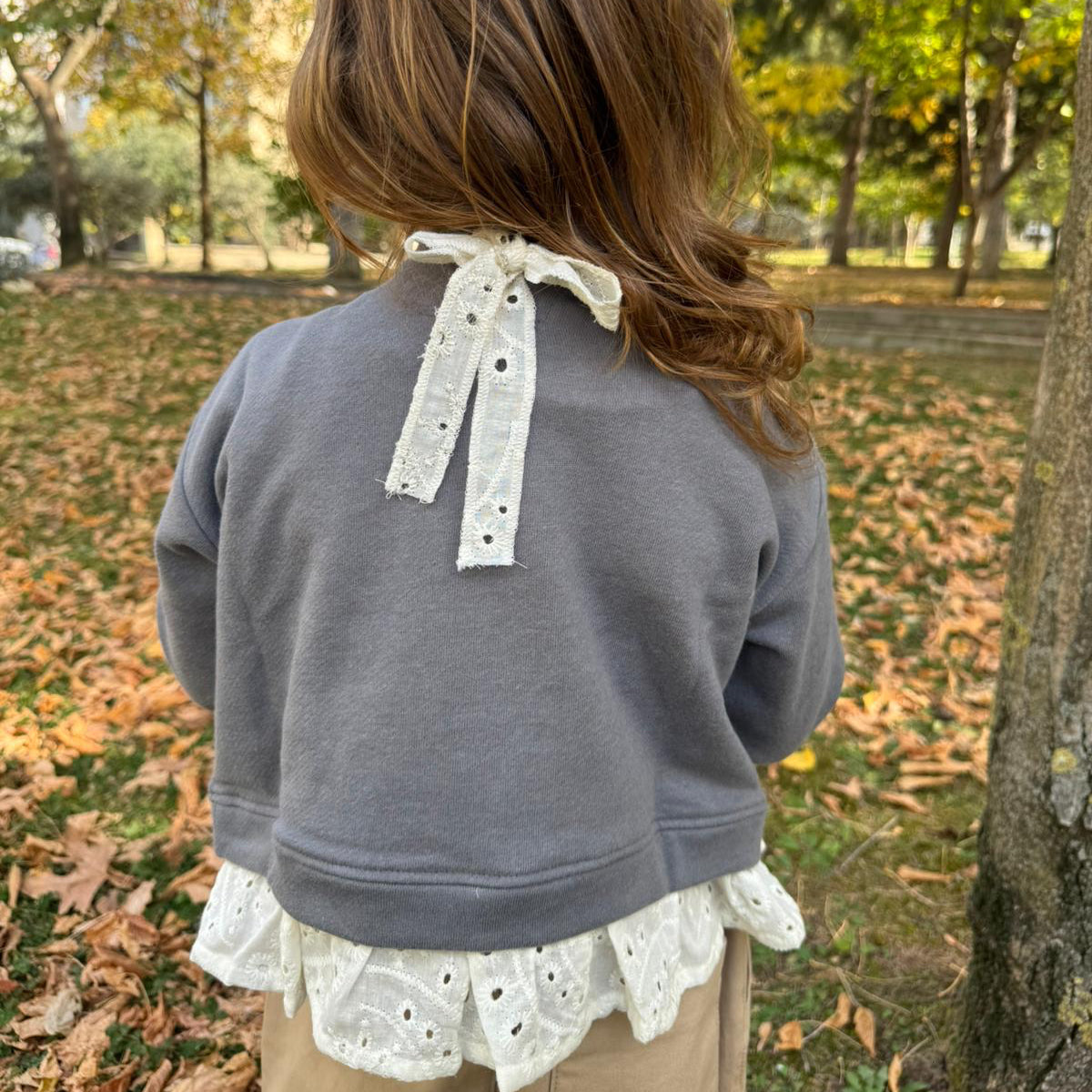 Moon Scallop LS Sweat